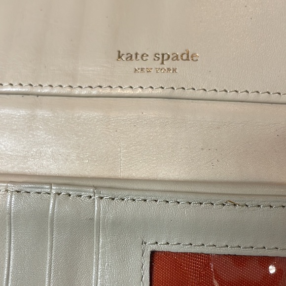 Kate Spade ♠️ wallet. - Picture 9 of 10